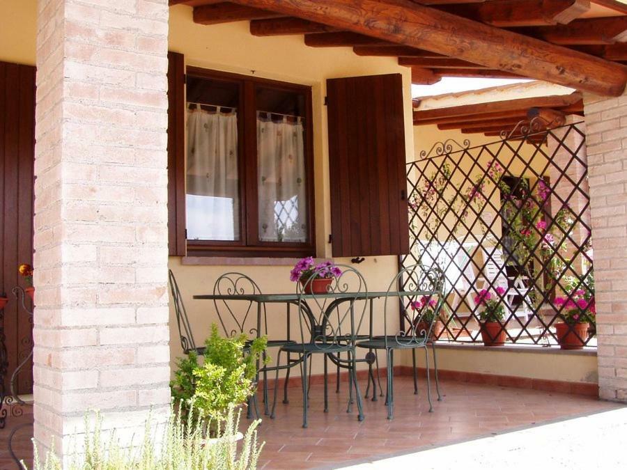 Agriturismo Casale Del Contadino Bolsena Exterior foto